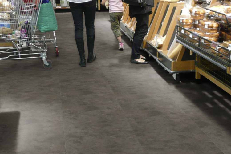 LVT Zemin Kaplama — Modern ve Sessiz Mekanlar