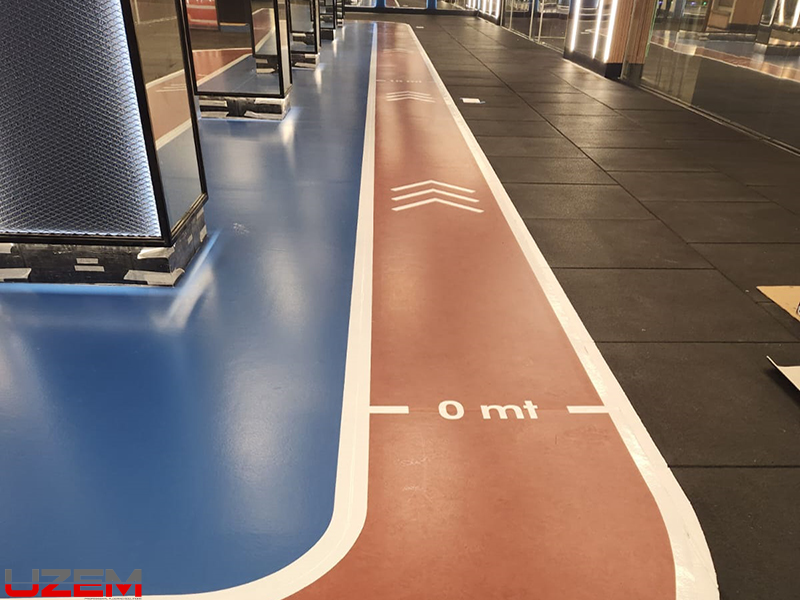 DenizBank Zincirlikuyu Genel Müdürlük yönlendirme epoksi zemin boyama – ofis içi renkli zemin uygulaması