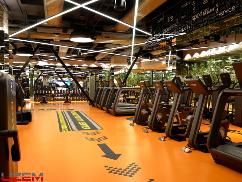 Nişantaşı City’s Fitness kardiyo alanı PVC zemin kaplama – spor salonu vinil döşeme uygulaması
