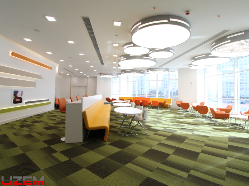 Türkmenistan Aşkabat Olimpiyat ofis alanı karo halı zemin kaplama – modern ofis döşeme uygulaması